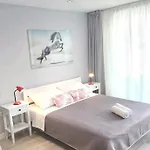 Gorgeous Sea View With Free Parking * دوبروفينك
