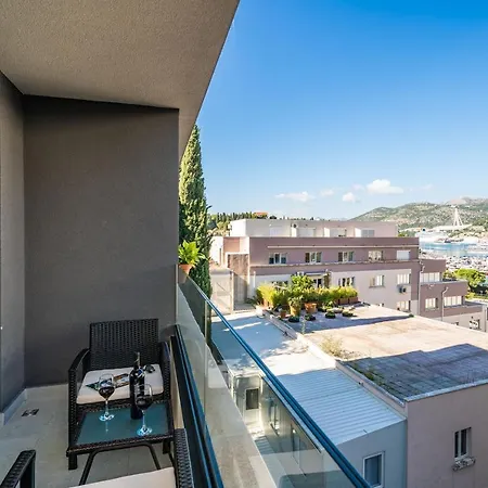 Appartement Gorgeous Sea View With Free Parking