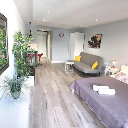 Gorgeous Sea View With Free Parking Appartement