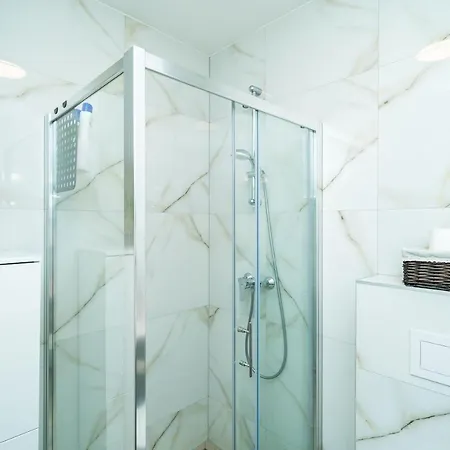 Gorgeous Sea View With Free Parking