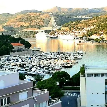 Gorgeous Sea View With Free Parking Apartman