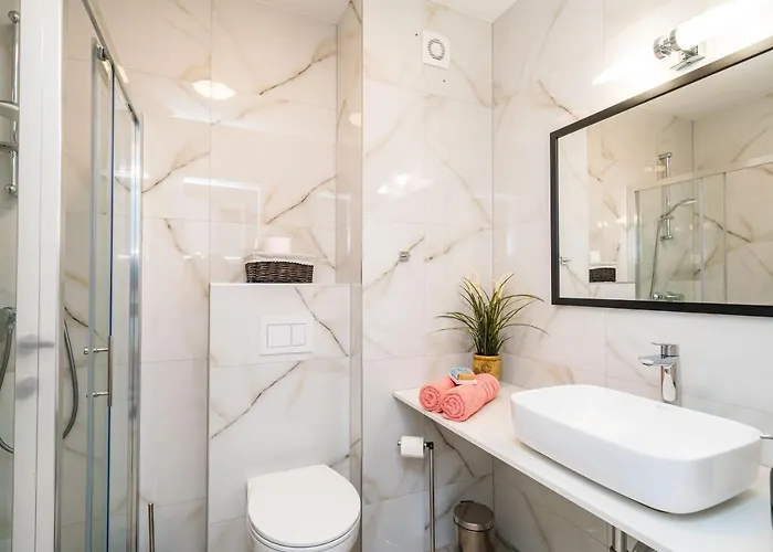 Gorgeous Sea View With Free Parking דירה