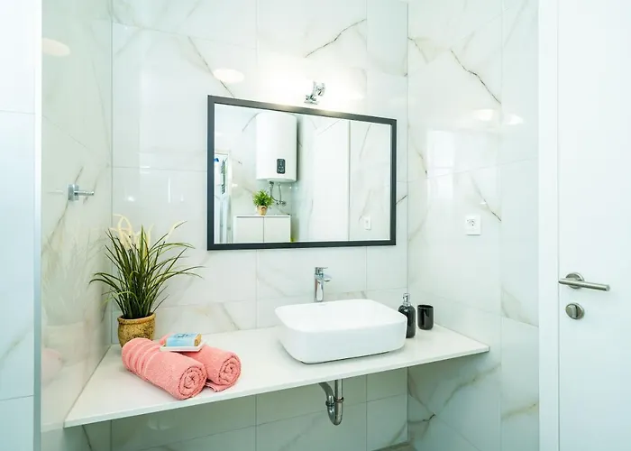 Gorgeous Sea View With Free Parking דוברובניק