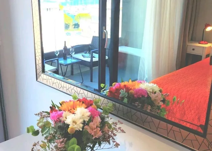 דירה Gorgeous Sea View With Free Parking