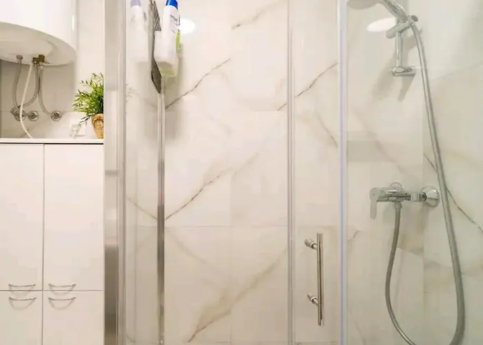 Gorgeous Sea View With Free Parking *